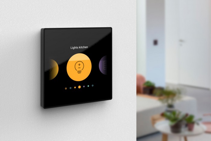 Niko - Digital Black Niko - Digital Black