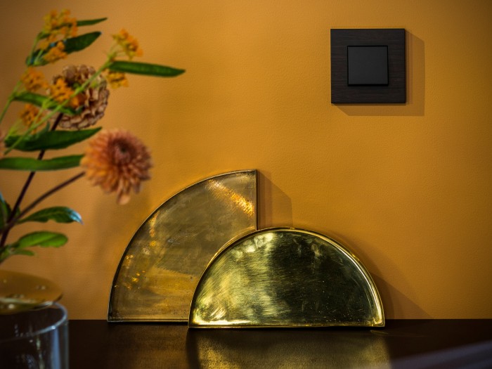 Niko - Pure Dark Bamboo Niko - Pure Dark Bamboo