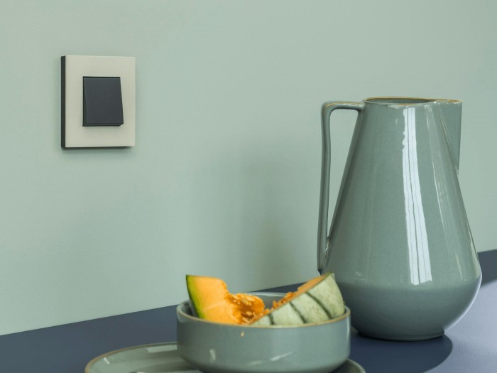 Niko - Pure Soft Grey Niko - Pure Soft Grey